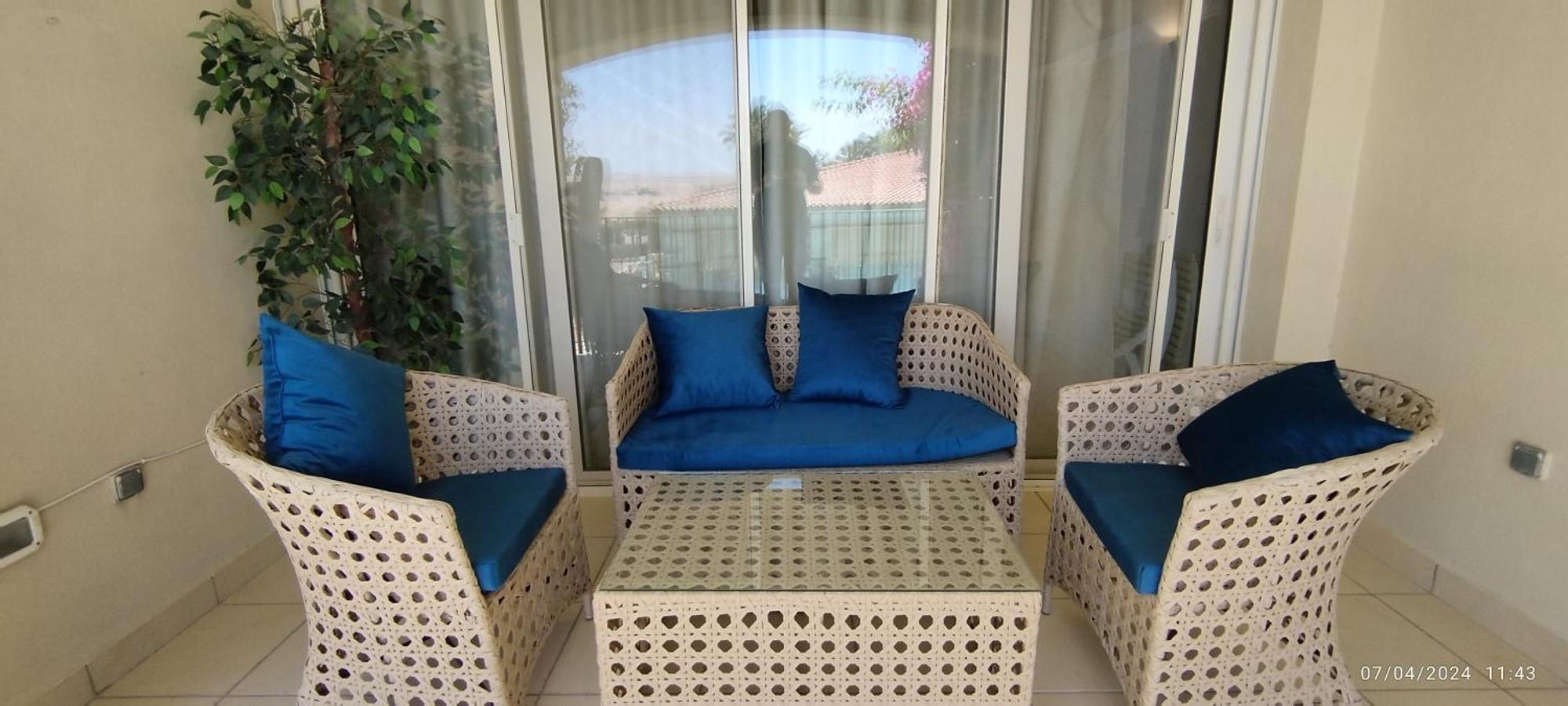 Cozy, Calm, In Veranda Sahl Hasheesh *
